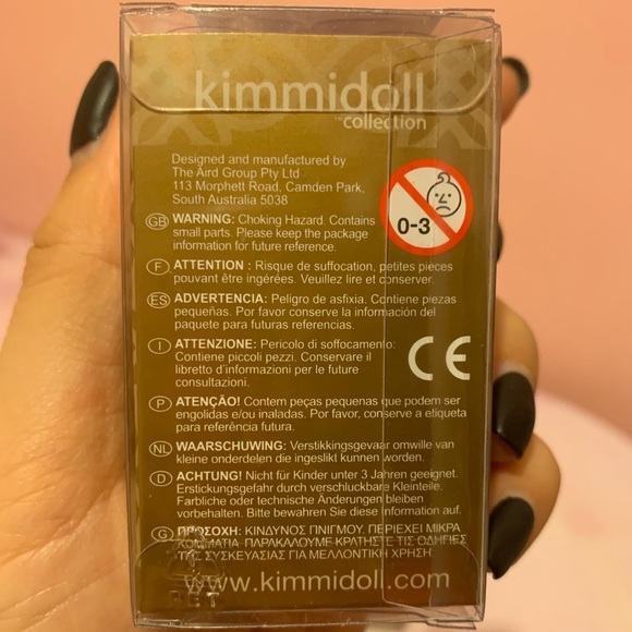 Maki ‘Dignified’ Kimmidoll Keychain - Picture 3 of 4